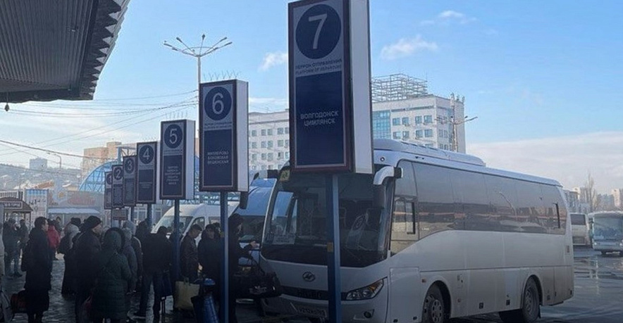 Фото: междугородние автобусы на главном автовокзале Ростова \\ фото минтранса РО