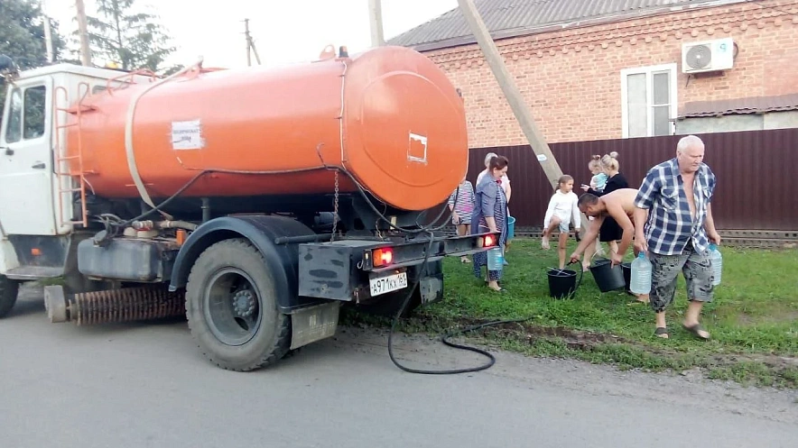 Фото: В Зернограде перенесли запуск воды для тысяч жителей из-за поломки насосной станции // фото ТГ-канал Ирины Полищук
