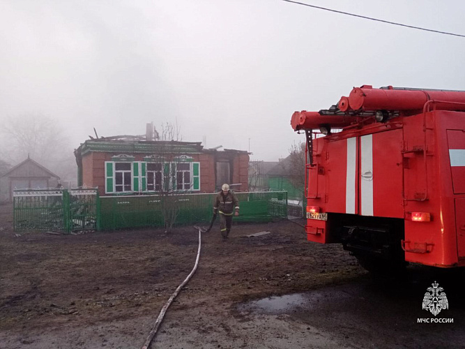 Фото: Двое человек погибли при пожарах в Ростовской области, фото - МЧС РО
