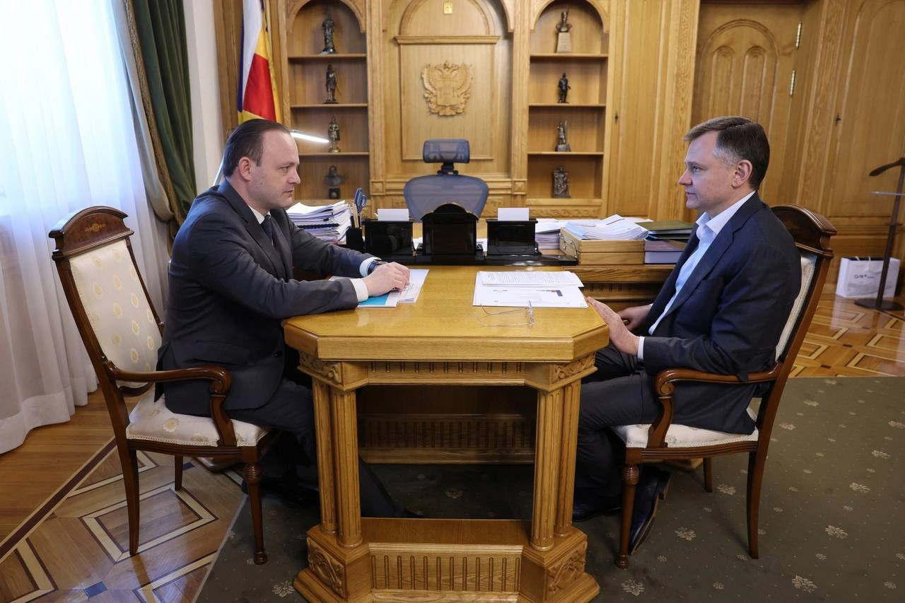 Владислав Даванков на встрече с Юрием Слюсарем