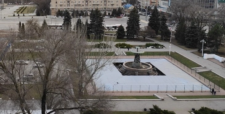 Фото: В Ростове отреставрируют фонтан «Атланты»//кадр 1rnd.ru