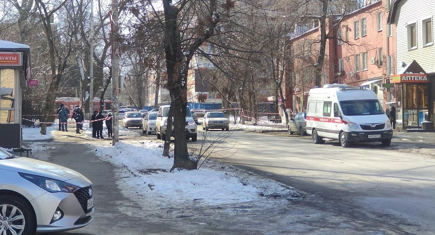 Фото: Место падения БПЛА в Ростове \\ кадр 1rnd.ru