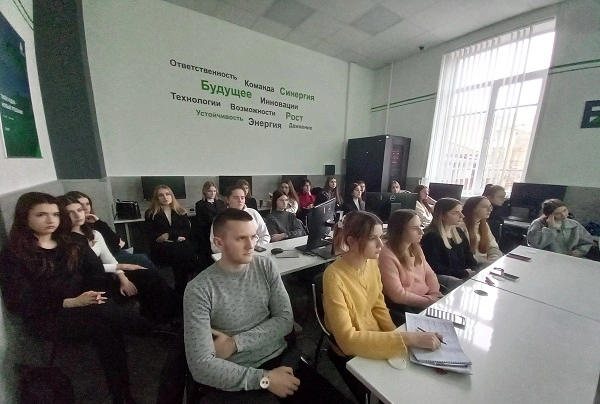 Фото: На экономическом факультете ЮФУ дополнили обучение служением// кадр ЮФУ