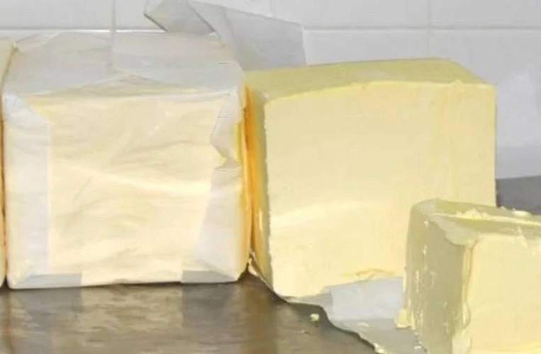 Фото: сливочное масло на рынке Ростова \\ кадр 1rnd.ru