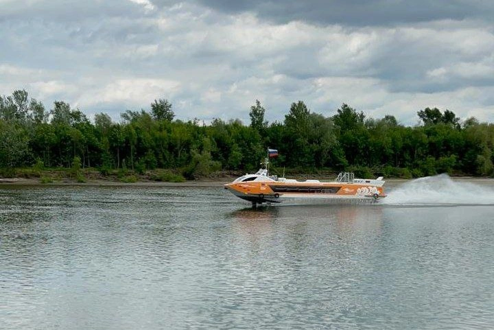Фото: скоростной "Валдай" на Дону, кадр СПК "Дон"