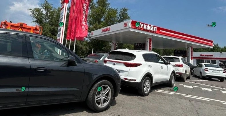 Фото: Очередь на заправку в Ростове / Кадр 1rnd