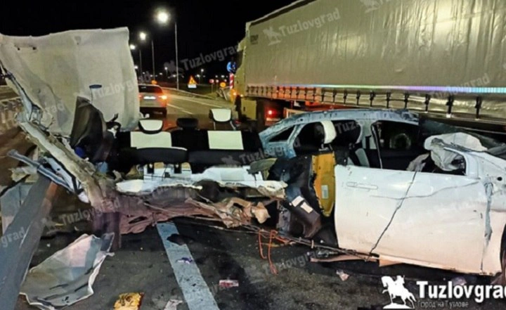 Фото: с места ДТП \\ кадр "Тузловград"
