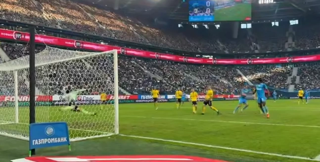 Фото: момент матча "Ростов" - "Зенит" 16 апреля, кадр пресс-службы ФК "Зенит"
