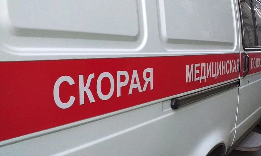 Фото: в Ростовской области перевернулась и загорелась иномарка // фото из публикаций 1rnd