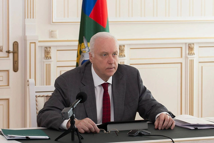 Фото:  Бастрыкин поручил доложить о ходе проверки избиения школьников в Ростове // фото ТГ-канал А. Бастрыкина