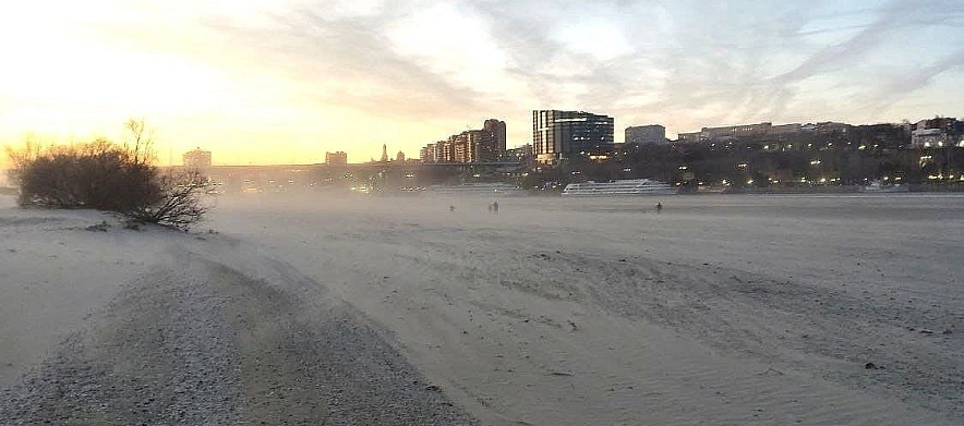 Фото: Река Дон во время пыльной бури, кадр 1rnd