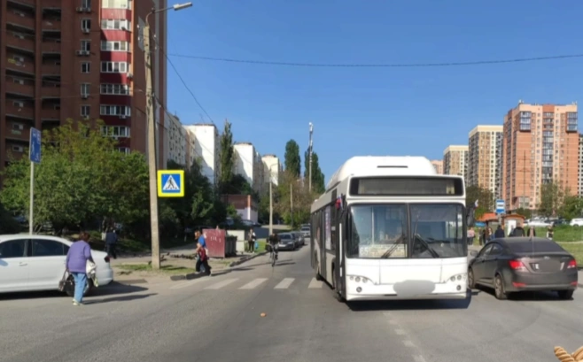 Фото: место ДТП на Орбитальной, кадр ГАИ