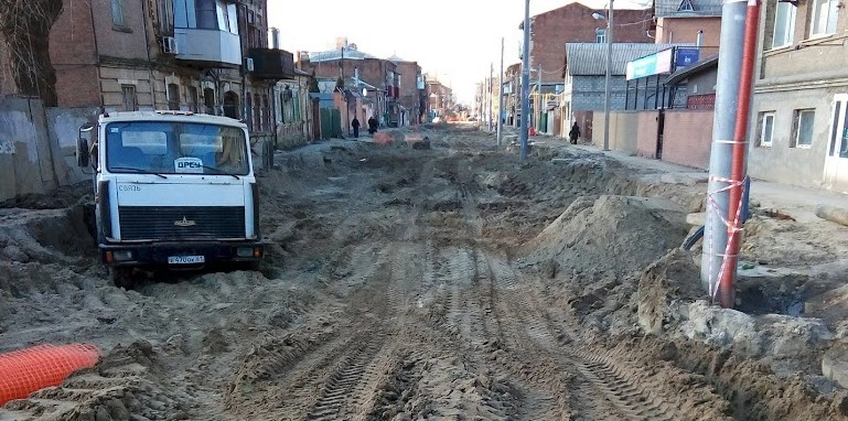 Фото: Ростовское бездорожье на улице Станиславского, кадр из архива 1rnd