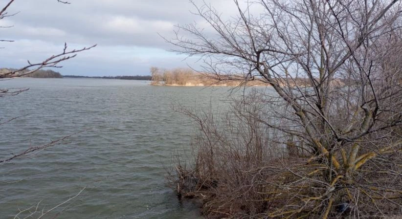 Фото: Место гибели рыбака под Ростовом, кадр МЧС