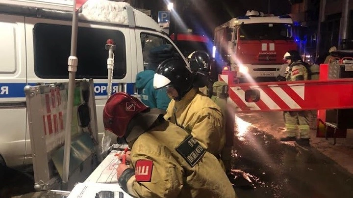 Фото: Штаб пожаротушения на месте ЧС, кадр из архива 1rnd