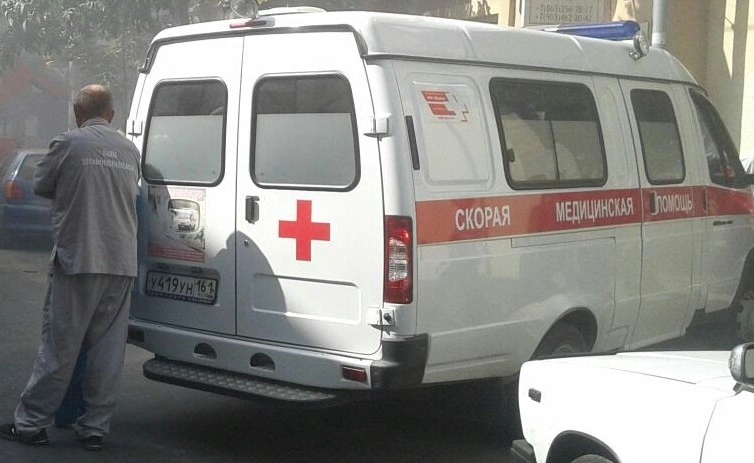 Фото:  карета скорой помощи, кадр 1rnd