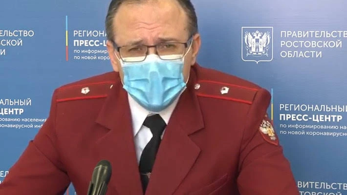 Фото: Евгений Ковалёв на брифинге в разгар ковидного масочного режима, кадр из архива 1rnd