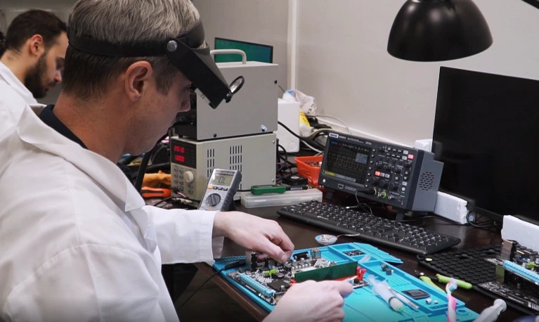 Фото: В Ростовской области запустят производство отечественных смартфонов в 2027 году // кадр с сайта gkbeshtau 