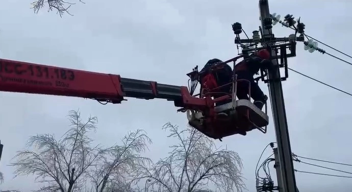 Фото: Ремонтные работы \\ кадр из публикаций 1rnd.ru