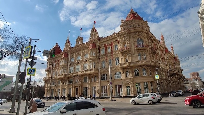 Фото: Здание администрации Ростова-на-Дону, кадр 1rnd