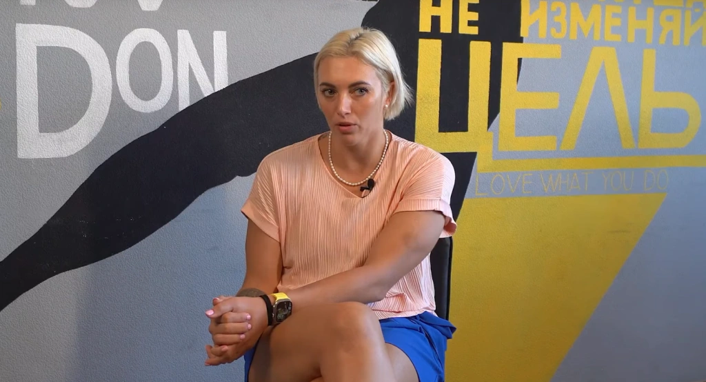 Анна Сень в интервью для проекта "День рождения Героя" Анна Сень в интервью для проекта "День рождения Героя"