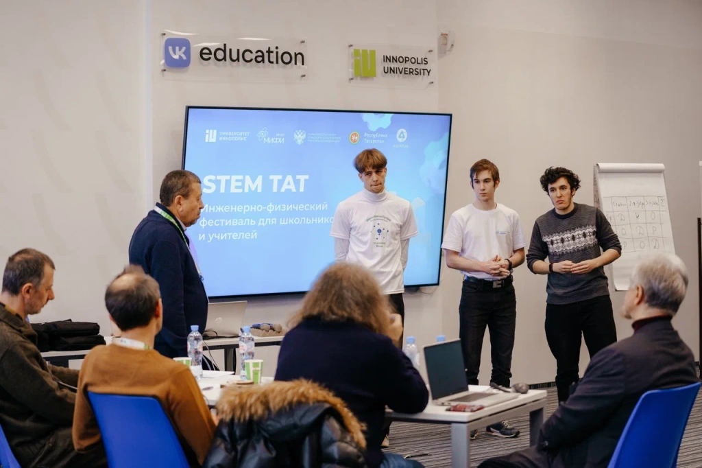 i-0245.png i-0245.png