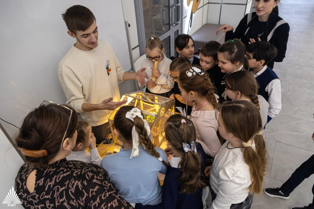 1qqNlIZVAdU.jpg 1qqNlIZVAdU.jpg