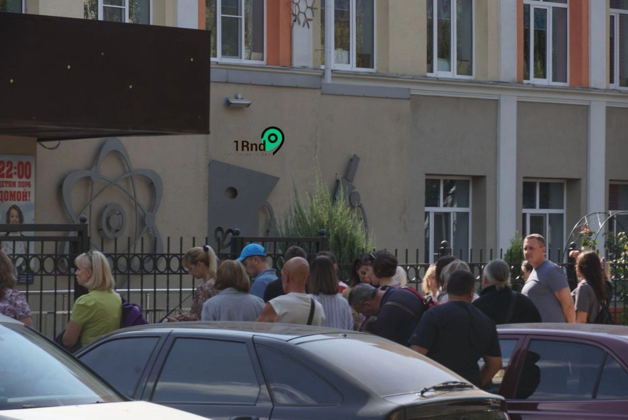 Эвакуация школы №53 Ростова