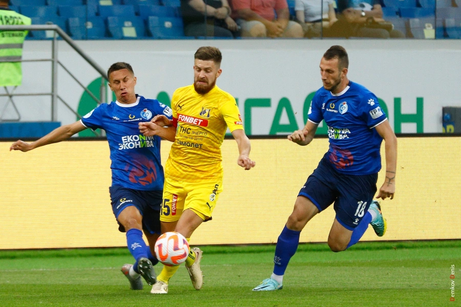 Игра "Ростов" - "Факел"