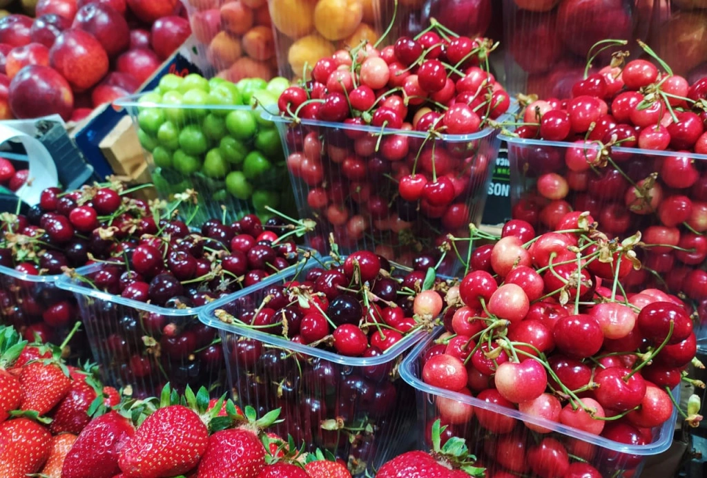 Черешня2.jpeg Черешня2.jpeg