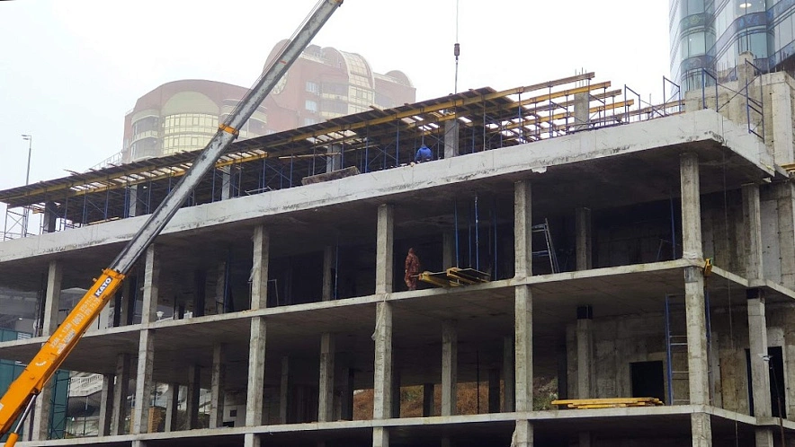 Фото: Стройка в центре Ростова, иллюстрация из архива 1rnd