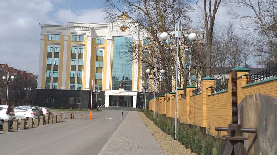 Фото: Здание ЮОВС в Ростове // кадр 1rnd.ru