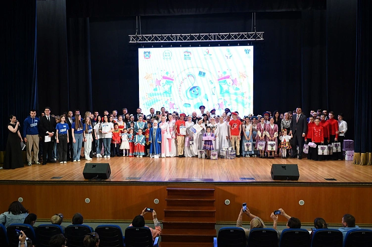 Фото: Фестиваль "Созвездие" в Ростове, кадр ЕР