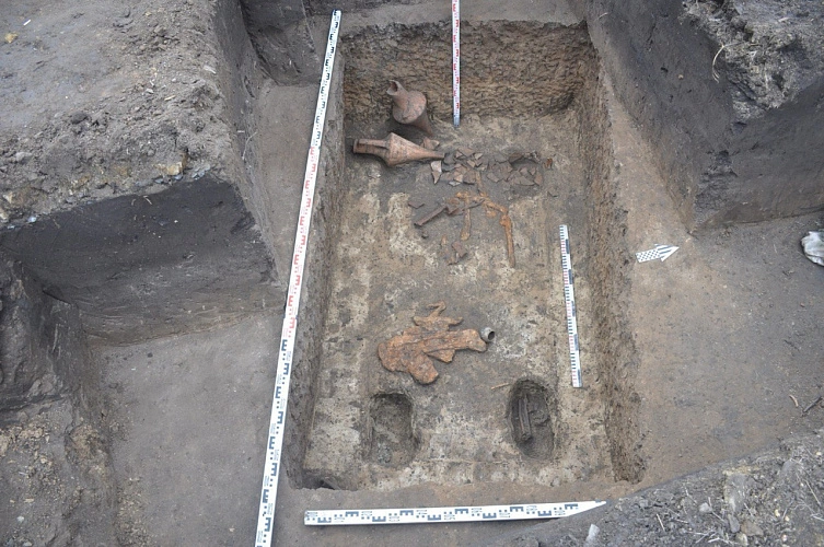 Фото: уникальное античное погребение // фото комитета по охране ОКН РО