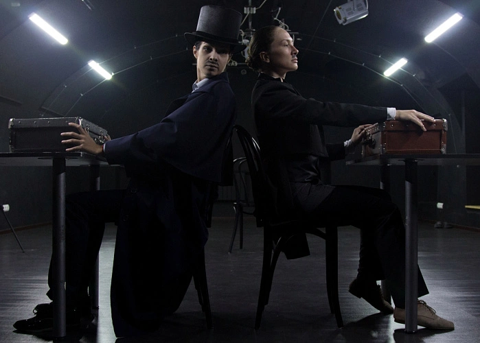 Фото: как создать театр // фото из группы ВК театра "Человек в кубе"