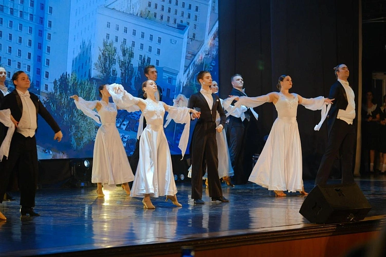 Фото: День социального работника // фото администрации Ростова