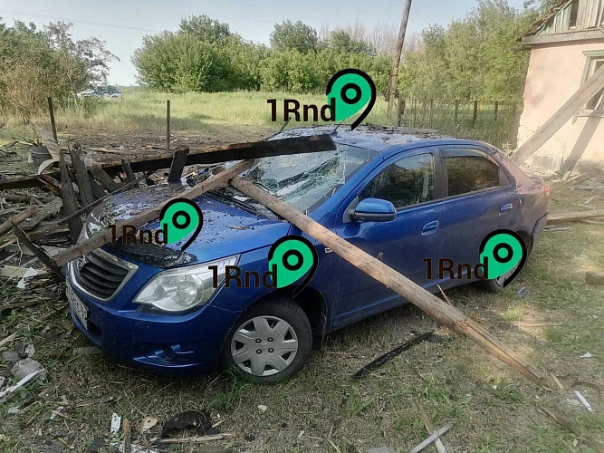 Фото: последствия атаки беспилотников на Миллеровский район 