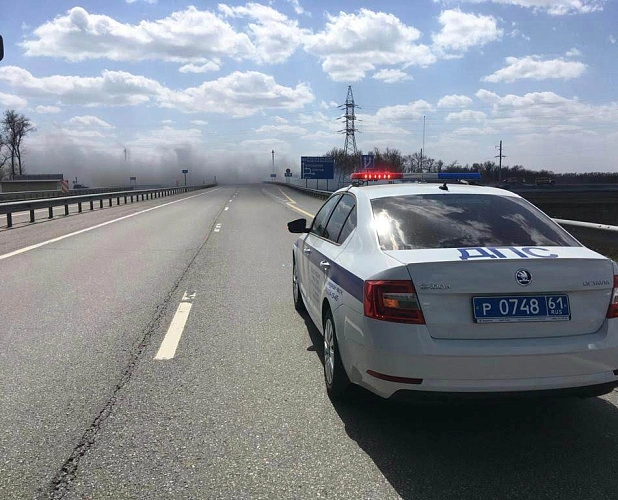 Фото: машина ДПС на трассе, кадр из архива 1rnd