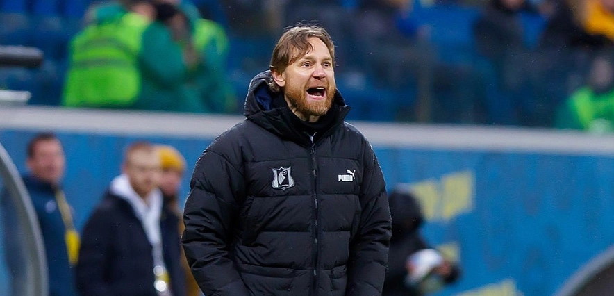 Фото: Главный тренер ФК "Ростов" Валерий Карпин, кадр пресс-службы