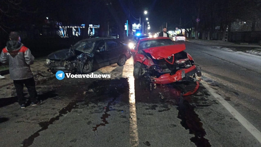 Фото: ДТП с 4 пострадавшими на Военведе, кадр ТГ