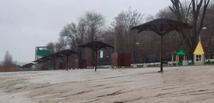 Фото: Береговая линия парка Дружба в Ростове до реконструкции, кадр 1rnd