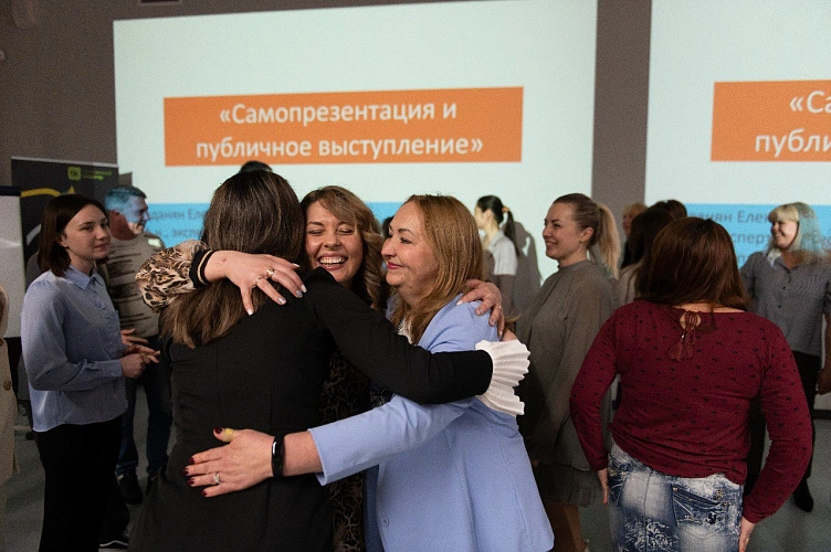 Фото: В Ростове прошел бесплатный интенсив «Самопрезентация и публичные выступления», фото - «Атлас НКО»