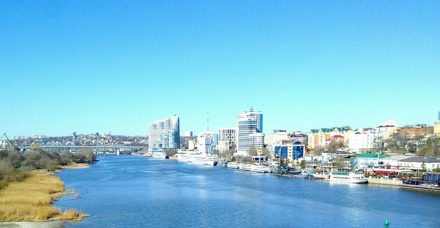 Фото: Ростов с левого берега Дона // фото: 1rnd.ru