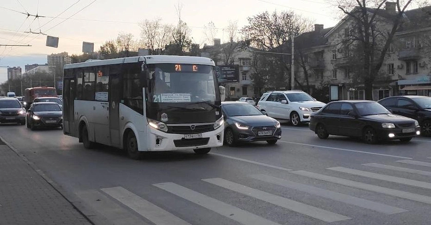 Фото: автобус №21 в Ростове, кадр 1rnd