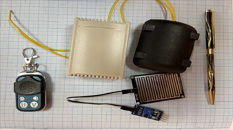 Фото: Дистанционные вибраторы для борьбы с сосульками // фото ЮФУ