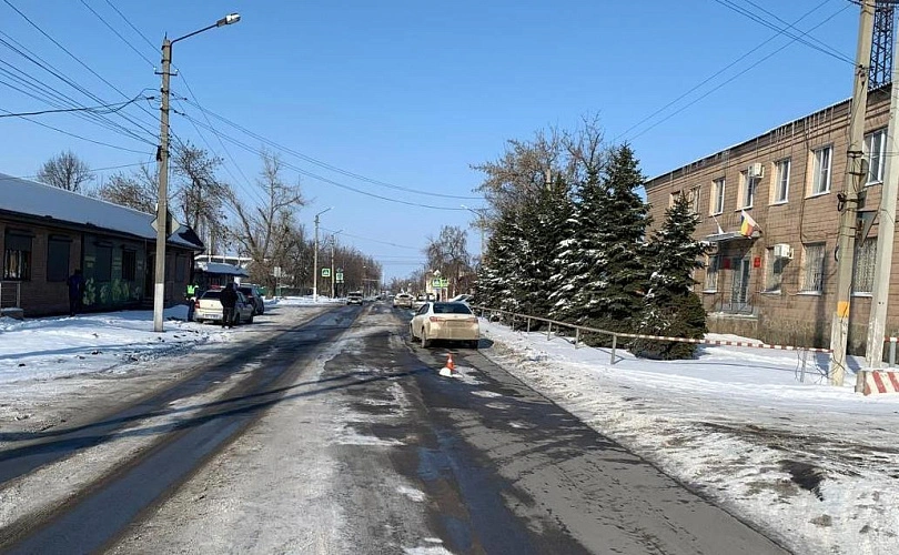 Фото: место аварии с пострадавшей девочкой в Гуково, кадр ГАИ