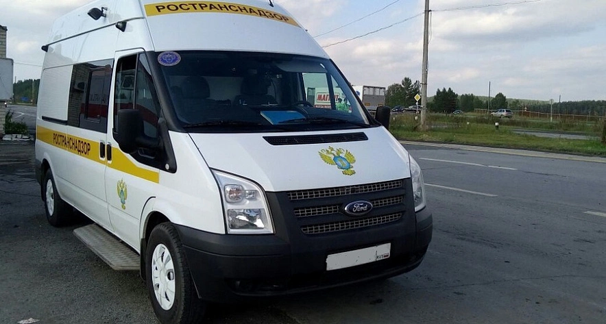Фото: автомобиль Ространснадзора, кадр http://beluprdor.ru/