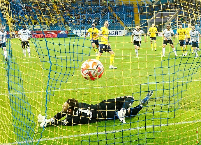 Фото: Валерий Карпин назвал игру с «Уралом» одной из лучших для ФК «Ростов» // фото - Денис Демков