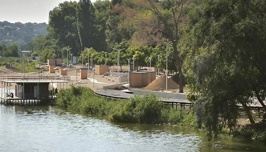 Фото: парк "Дружба" в Ростове // кадры 1rnd.ru