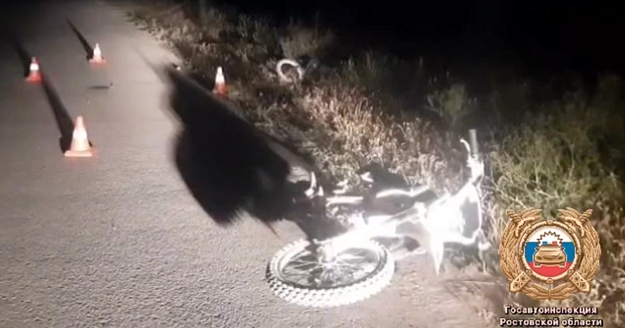 Фото: ДТП с мотоциклом, где пострадал 6-летний ребёнок, кадр ГАИ РО